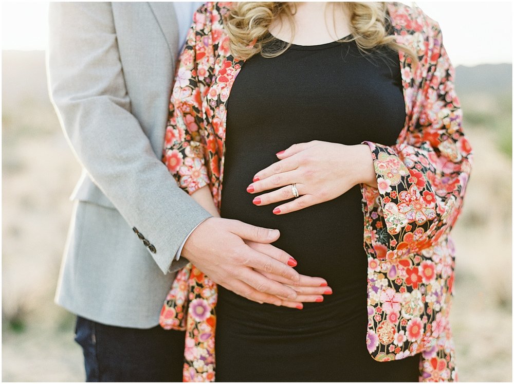 STEWART FAMILY | MATERNITY | JOSHUA TREE, CA